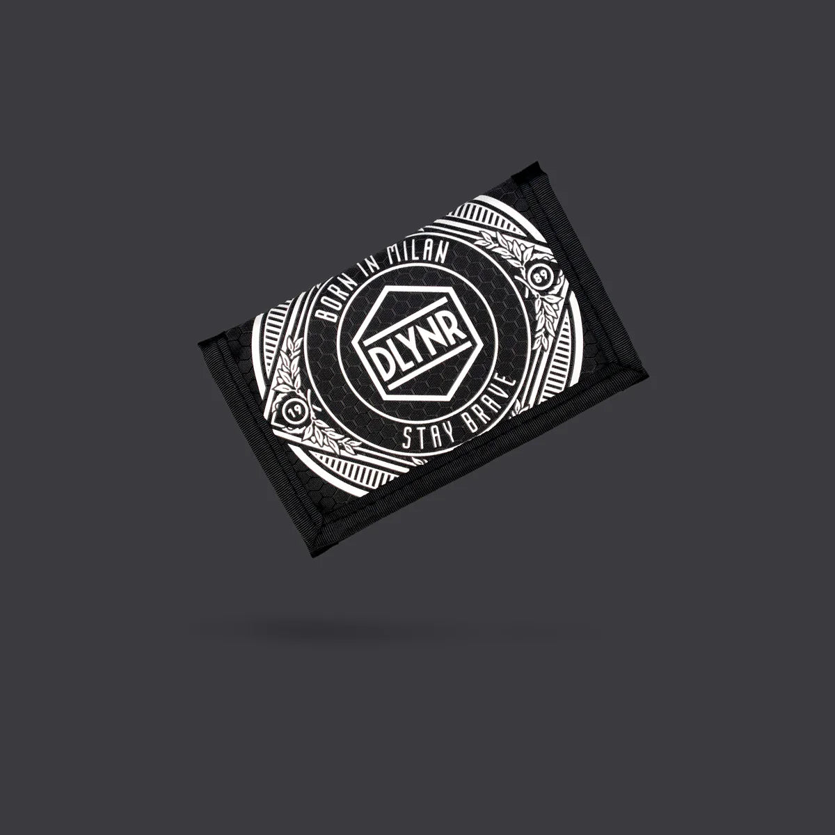 DOLLY NOIRE REFLECTIVE WALLET BLACK